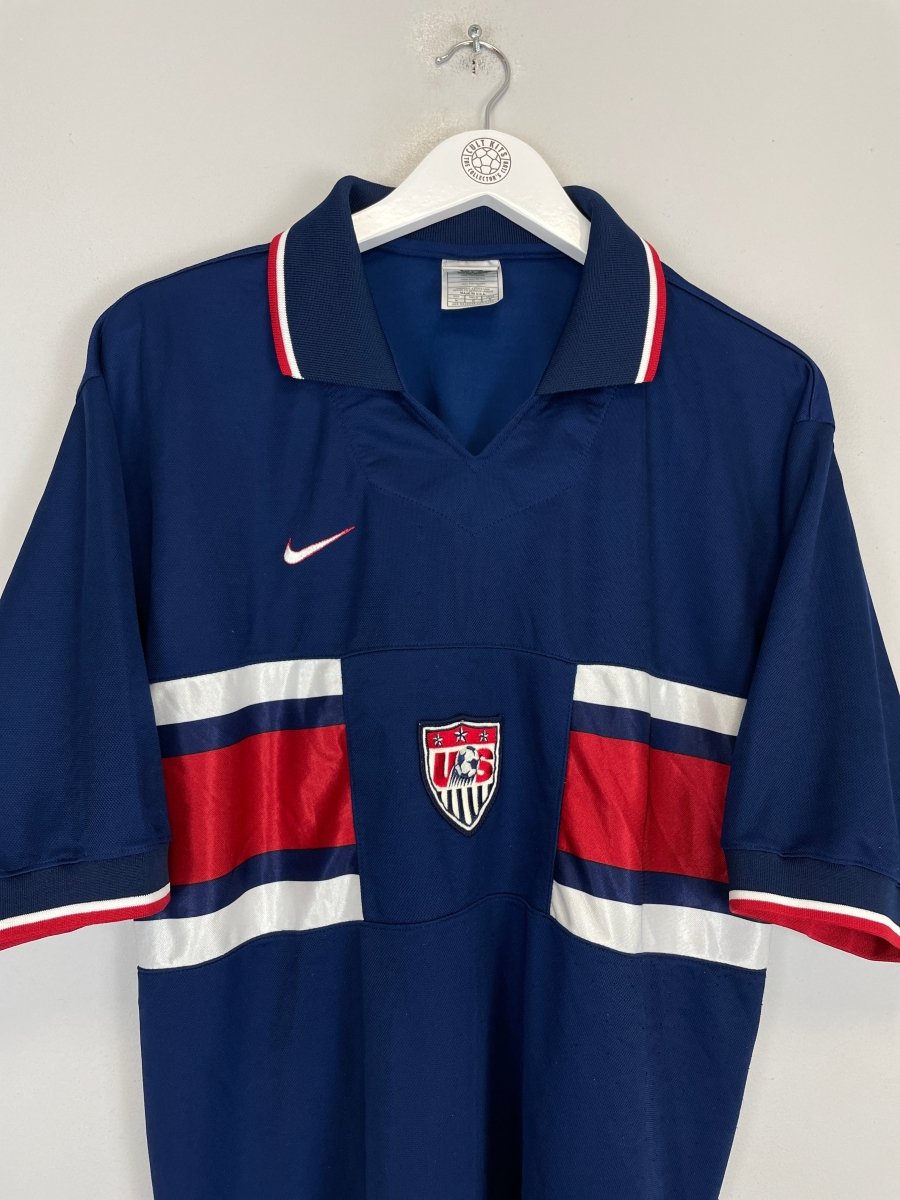 1995/97 USA AWAY SHIRT (M) NIKE - Cult Kits - Medium - Buy Vintage Football Shirts, Authentic Retro Football Shirts For Sale, Classic Football Shirts & Soccer Jersey