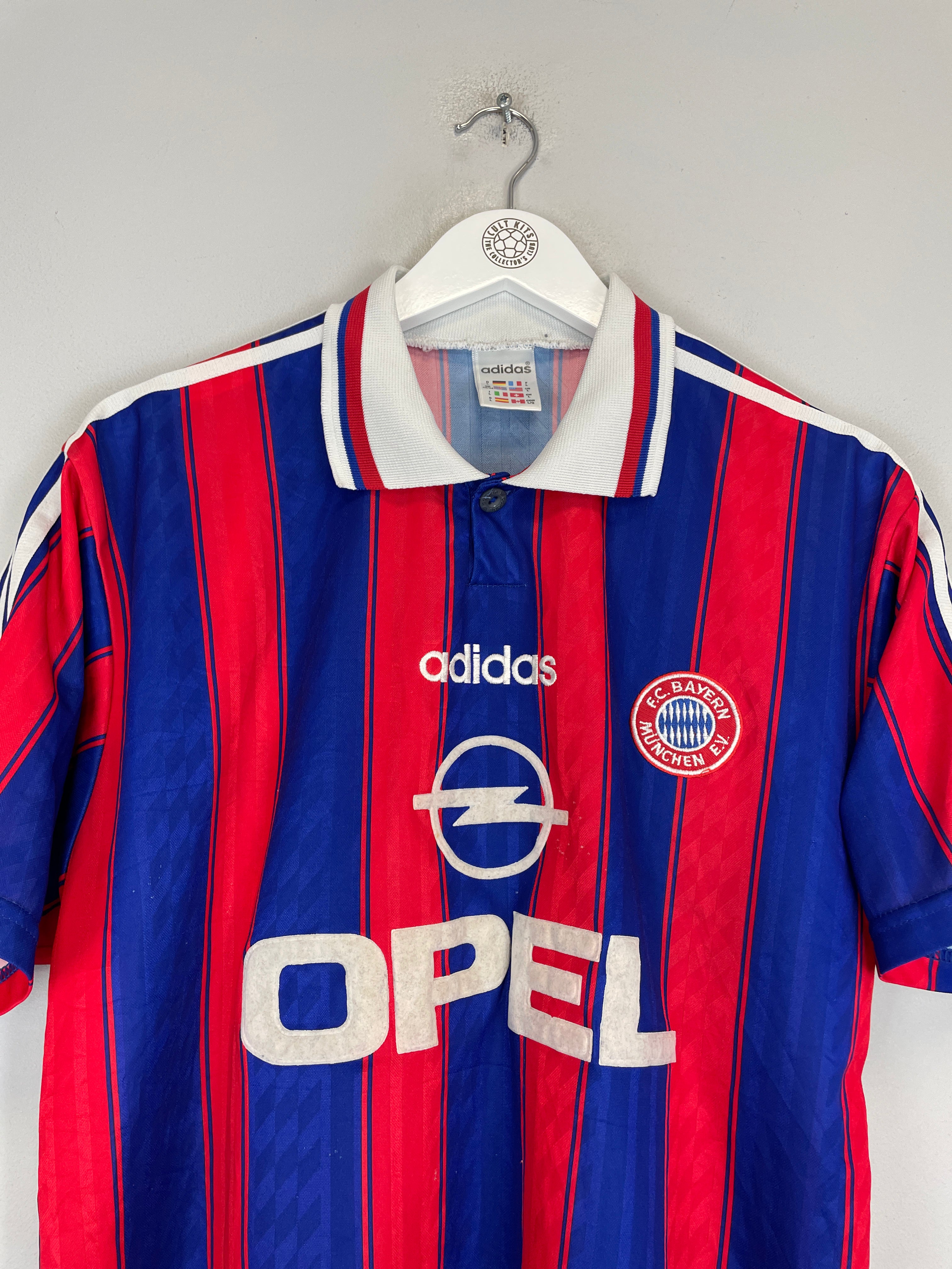 1995/97 BAYERN MUNICH #18 (KLINSMANN) HOME SHIRT (L) ADIDAS COLLAR OPEL RED BLUE STRIPES
