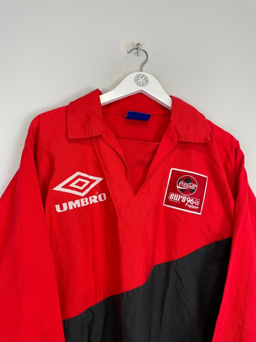 1996 COCA COLA DRILL TOP (XL) UMBRO - Cult Kits - XL - Buy Vintage Football Shirts, Authentic Retro Football Shirts For Sale, Classic Football Shirts & Soccer Jersey