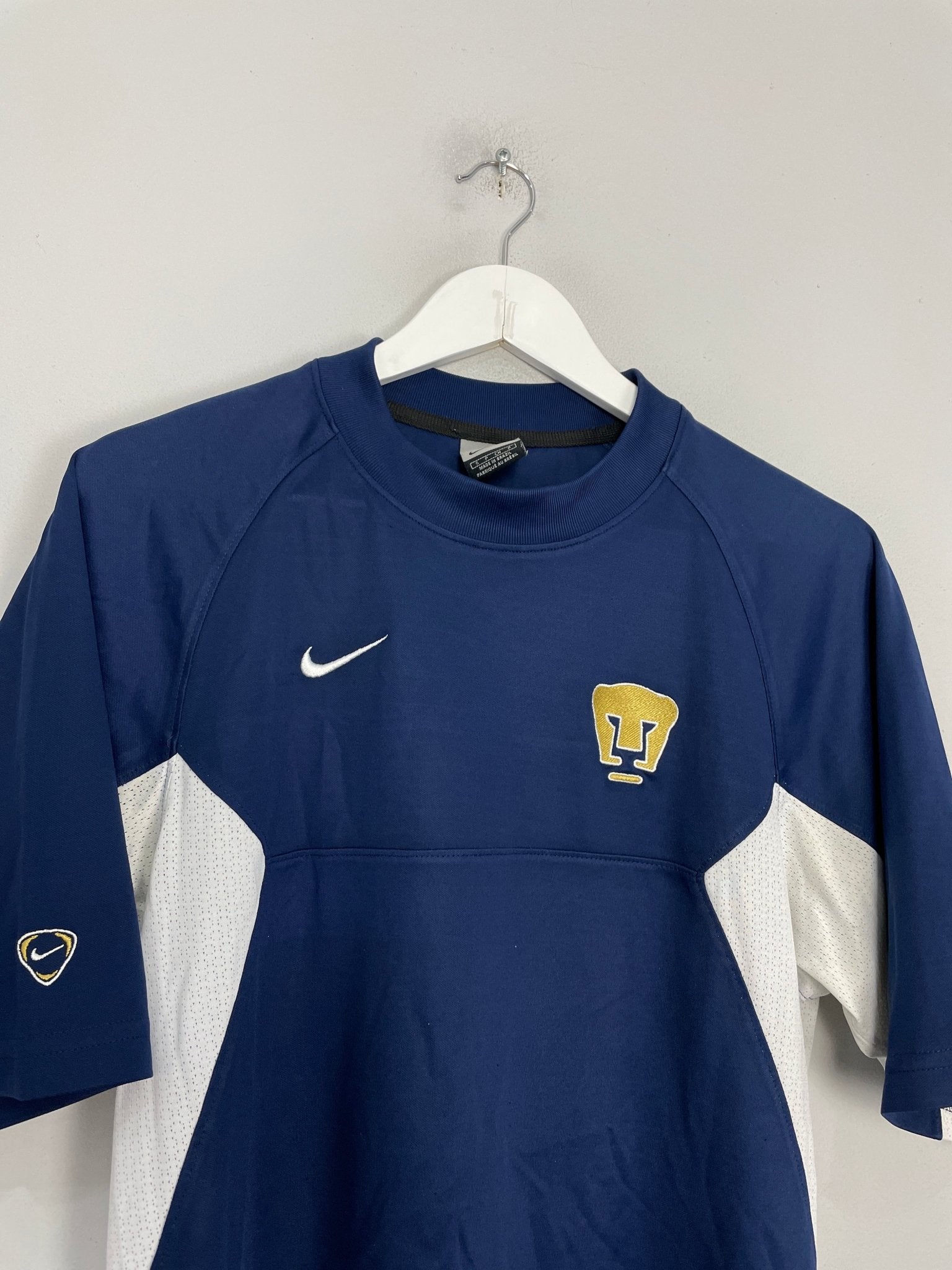 Shop 1996 UNAM PUMAS TRAINING SHIRT (S) NIKE, classic football shirts, vintage football shirts & retro soccer jerseys at Cult Kits