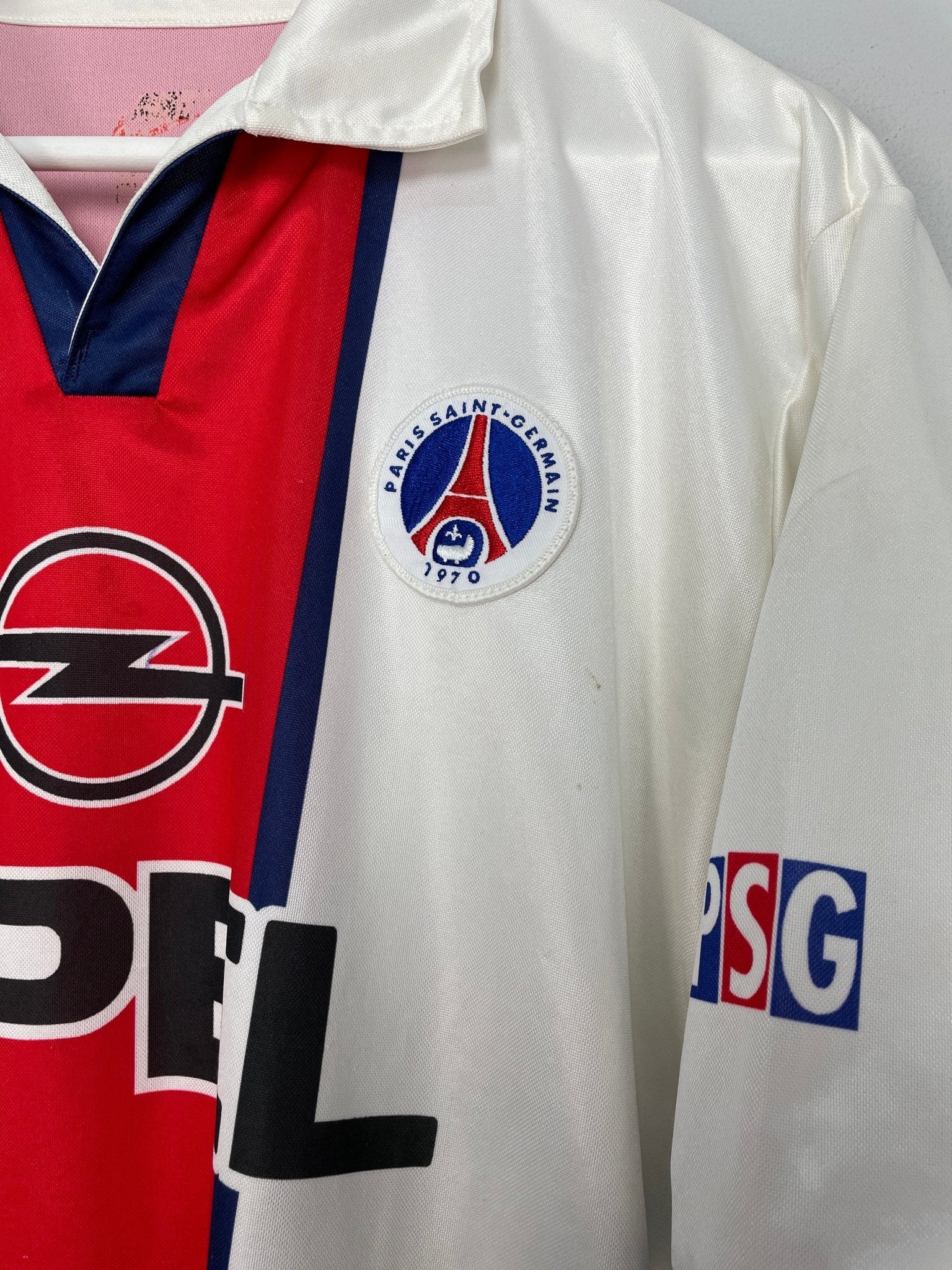 Shop 1996/1998 PSG OKOCHA #10 AWAY SHIRT (L) NIKE, classic football shirts, vintage football shirts & retro soccer jerseys at Cult Kits