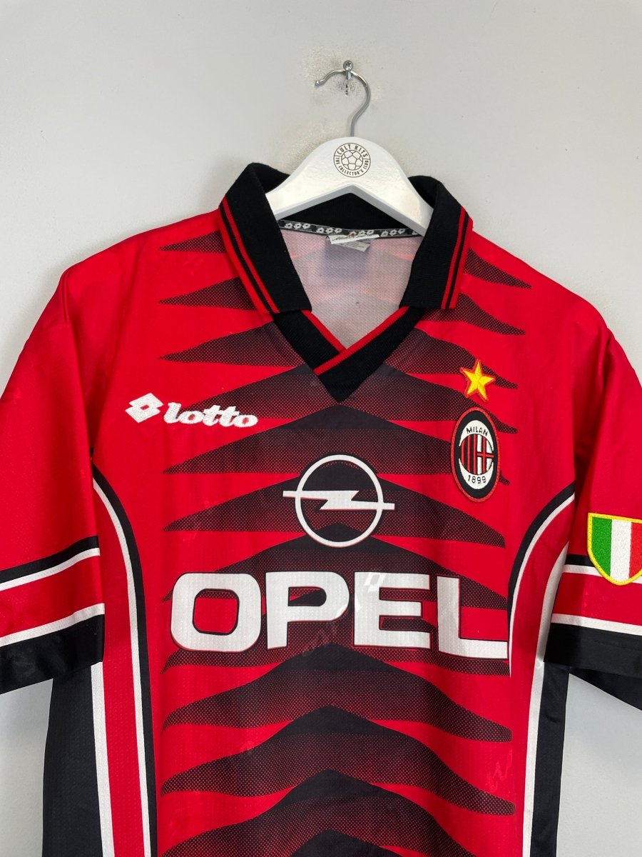 1996/97 AC MILAN DESAILLY 8 TRAINING SHIRT (M) LOTTO - Cult Kits - Medium - Buy Vintage Football Shirts, Authentic Retro Football Shirts For Sale, Classic Football Shirts & Soccer Jersey