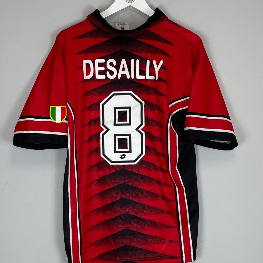 1996/97 AC MILAN DESAILLY 8 TRAINING SHIRT (M) LOTTO - Cult Kits - Medium - Buy Vintage Football Shirts, Authentic Retro Football Shirts For Sale, Classic Football Shirts & Soccer Jersey