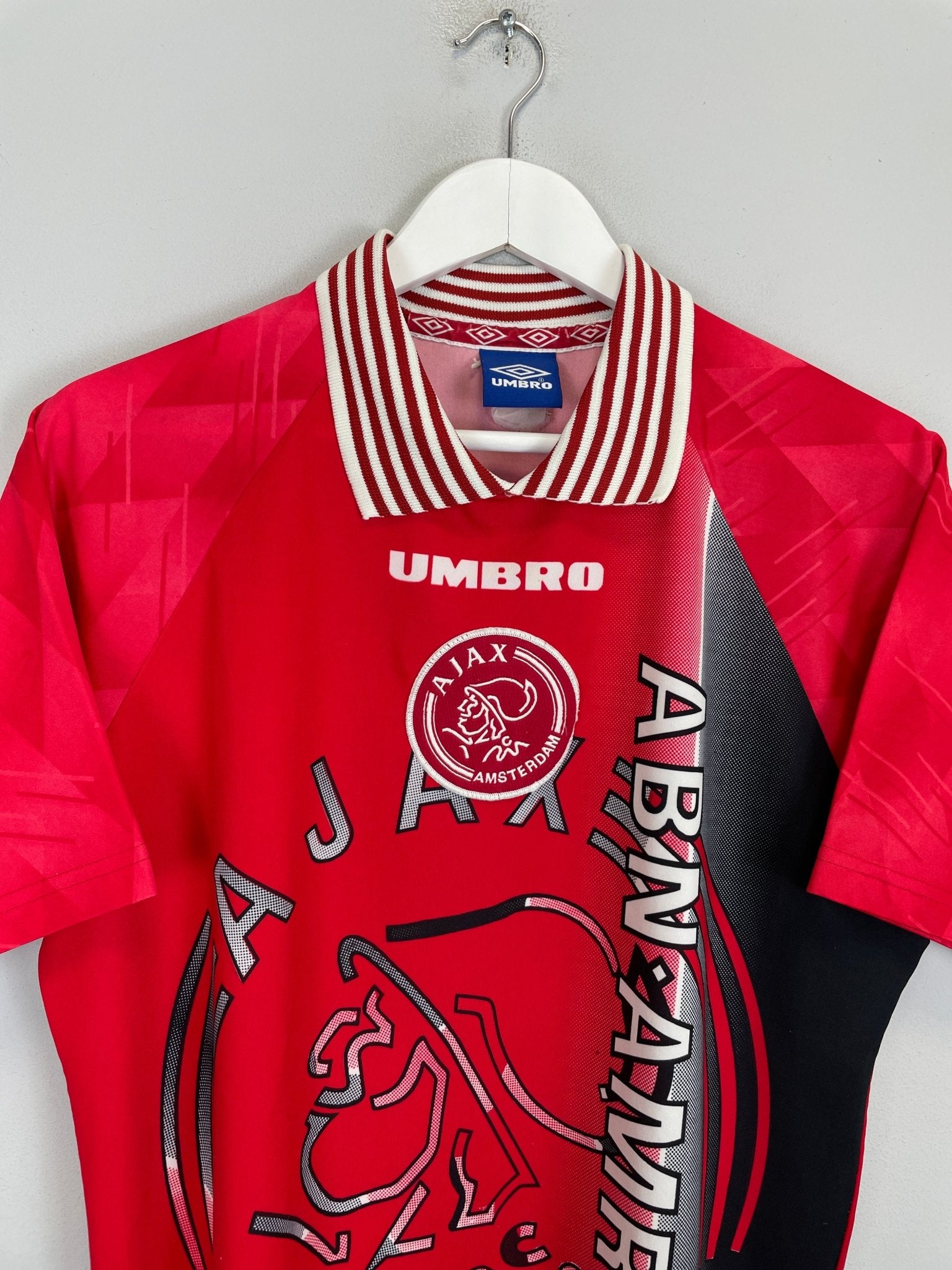 Shop 1996/97 AJAX TRAINING SHIRT (M) UMBRO, classic football shirts, vintage football shirts & retro soccer jerseys at Cult Kits