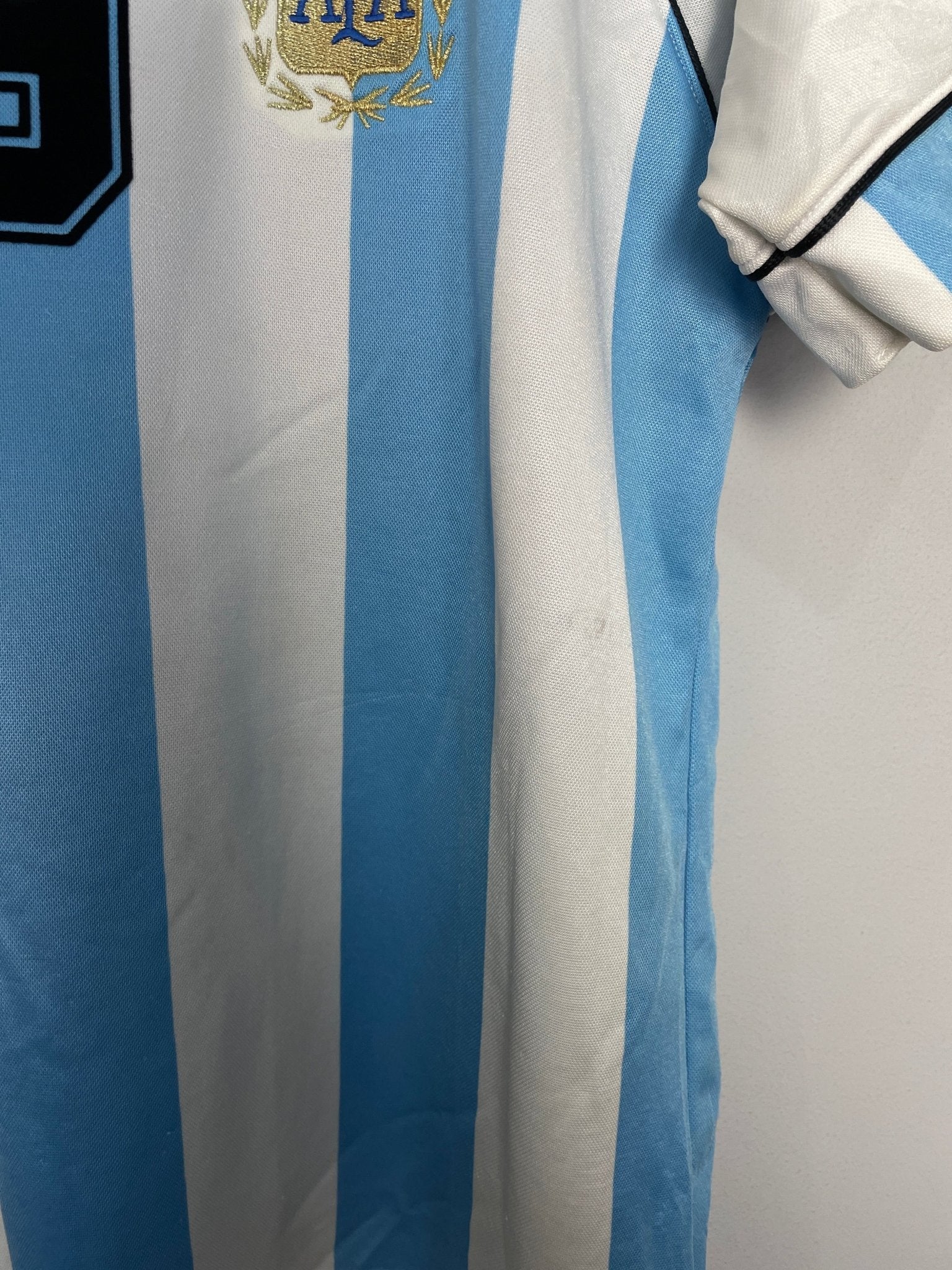 Shop 1996/97 ARGENTINA BATISTUTA #9 HOME SHIRT (M) ADIDAS, classic football shirts, vintage football shirts & retro soccer jerseys at Cult Kits