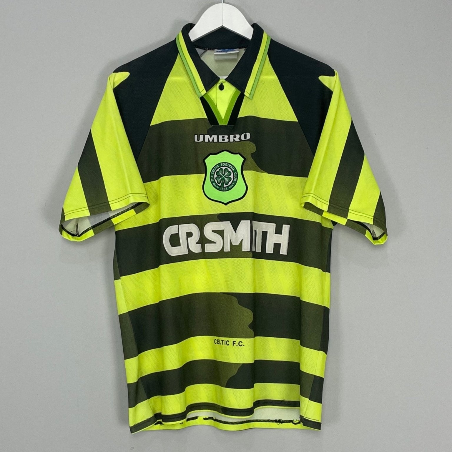 Shop 1996/97 CELTIC AWAY SHIRT (L) UMBRO, classic football shirts, vintage football shirts & retro soccer jerseys at Cult Kits