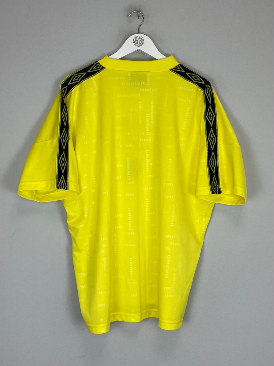 1996/97 CHELSEA TRAINING SHIRT (XL) UMBRO - Cult Kits - XL - Buy Vintage Football Shirts, Authentic Retro Football Shirts For Sale, Classic Football Shirts & Soccer Jersey