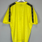 1996/97 CHELSEA TRAINING SHIRT (XL) UMBRO - Cult Kits - XL - Buy Vintage Football Shirts, Authentic Retro Football Shirts For Sale, Classic Football Shirts & Soccer Jersey