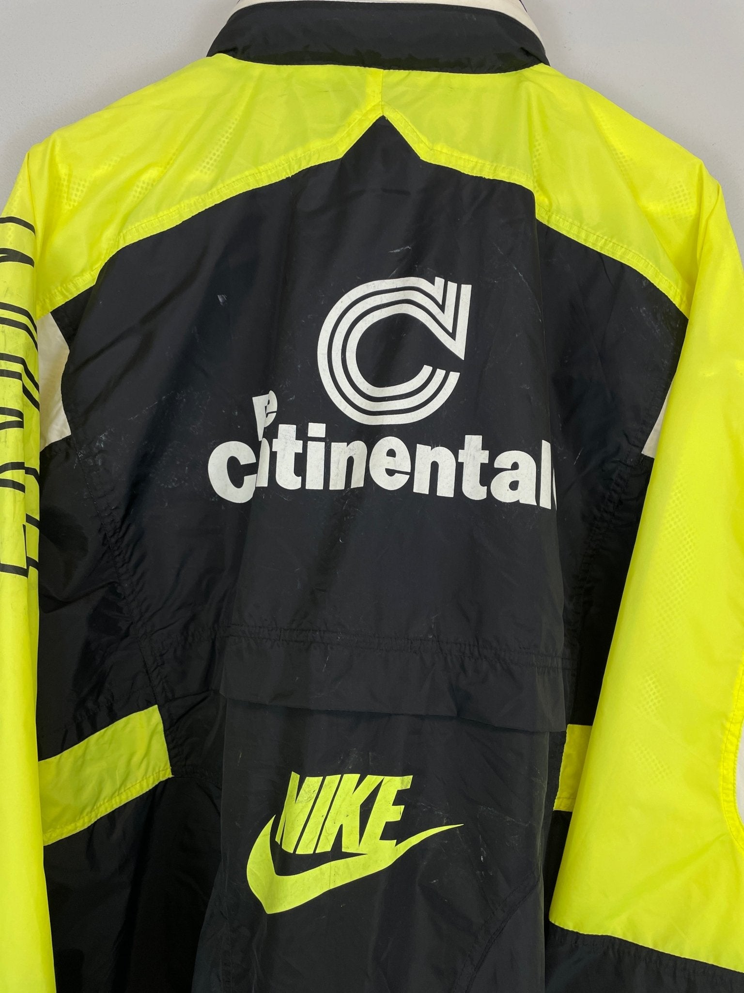 Shop 1996/97 DORTMUND JACKET (L) NIKE, classic football shirts, vintage football shirts & retro soccer jerseys at Cult Kits