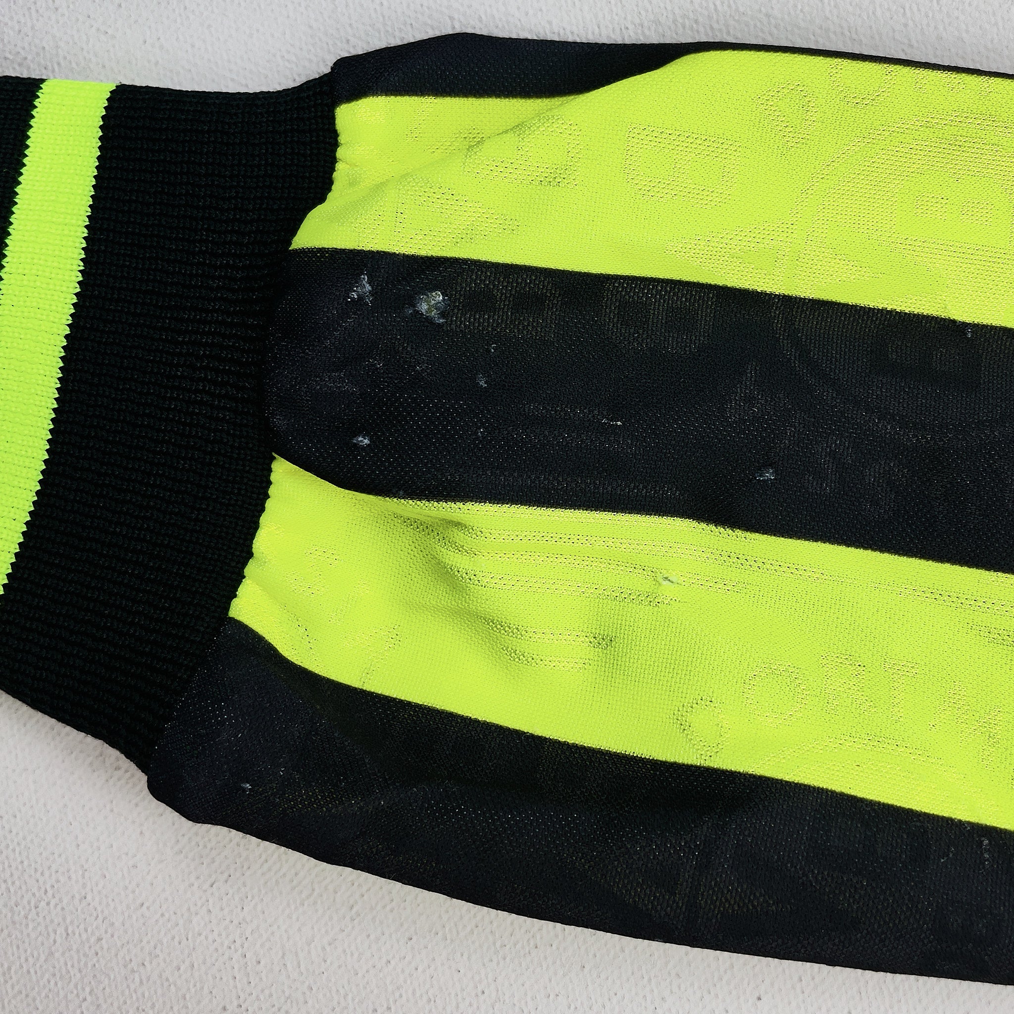 Buy 1996/97 Dortmund L/S Away Shirt (XL.Kids) Nike ~ Free worldwide shipping available ~ Authentic Vintage Football Shirts from Cult Kits