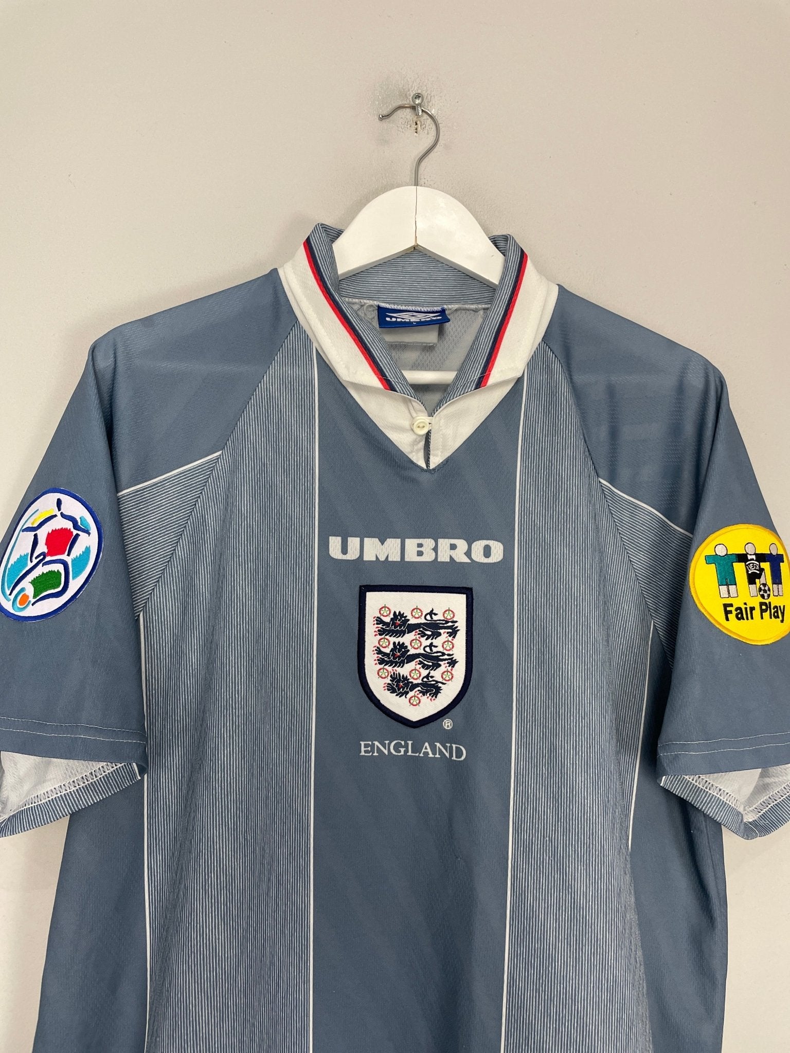 Shop 1996/97 ENGLAND SHEARER #9 AWAY SHIRT (L) UMBRO, classic football shirts, vintage football shirts & retro soccer jerseys at Cult Kits