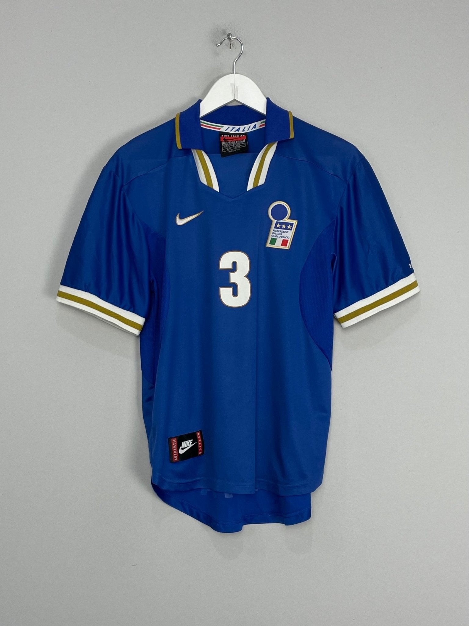 Shop 1996/97 ITALY MALDINI #3 HOME SHIRT (M) NIKE, classic football shirts, vintage football shirts & retro soccer jerseys at Cult Kits