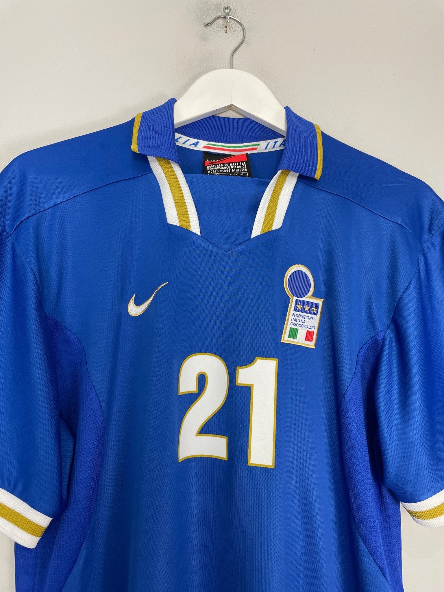 Shop 1996/97 ITALY ZOLA #21 HOME SHIRT (L) NIKE, classic football shirts, vintage football shirts & retro soccer jerseys at Cult Kits
