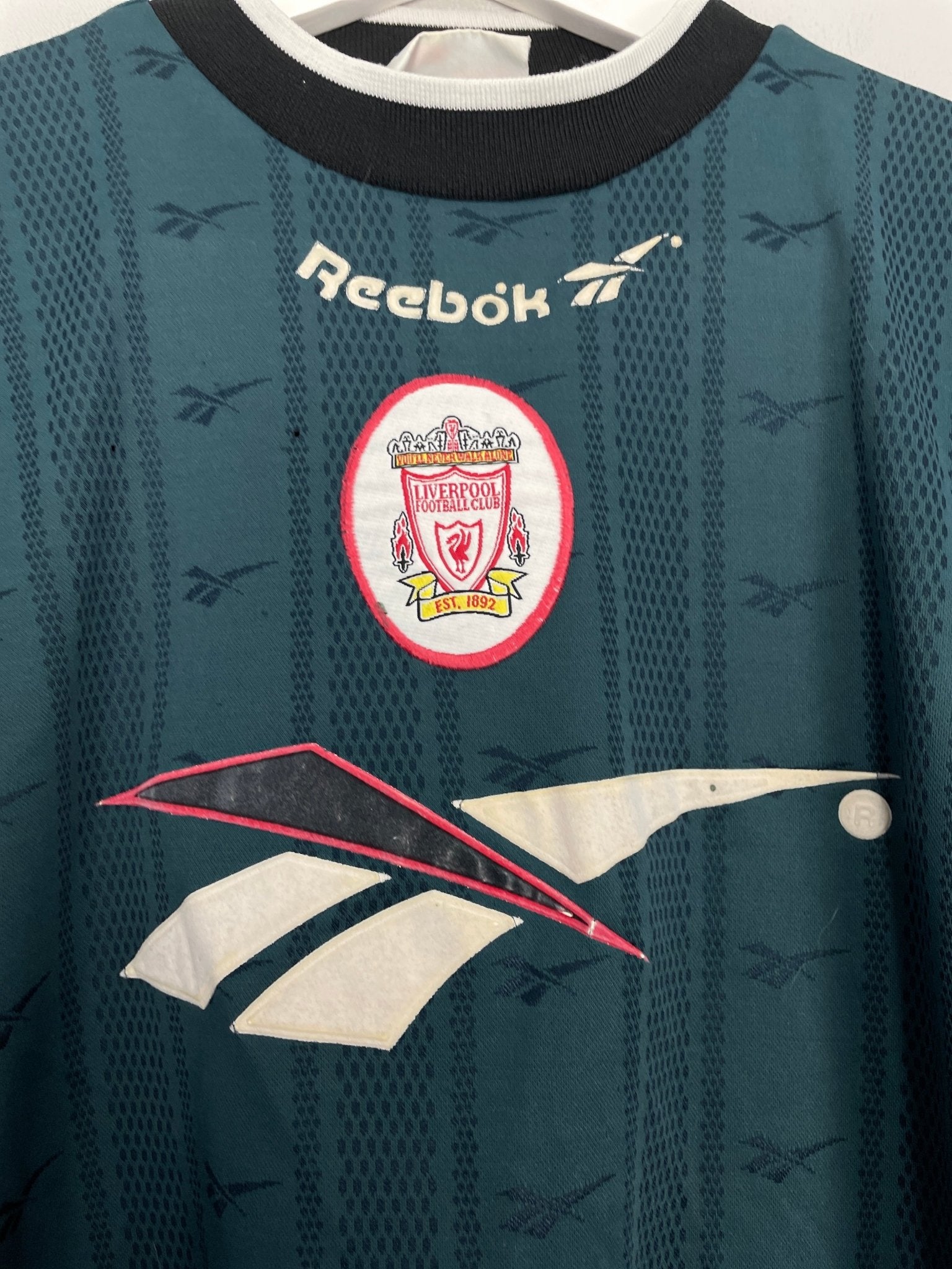 Shop 1996/97 LIVERPOOL TRAINING SHIRT (M) REEBOK, classic football shirts, vintage football shirts & retro soccer jerseys at Cult Kits