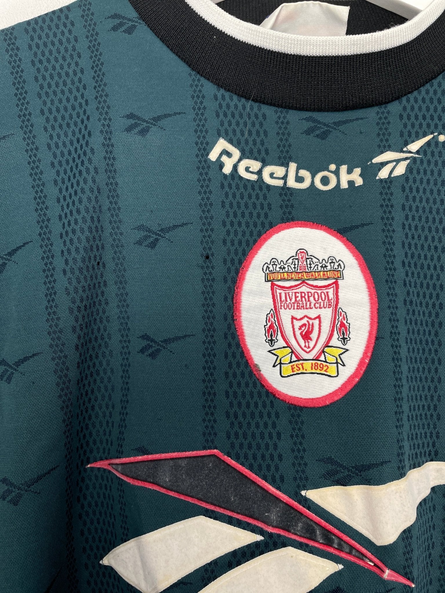 Shop 1996/97 LIVERPOOL TRAINING SHIRT (M) REEBOK, classic football shirts, vintage football shirts & retro soccer jerseys at Cult Kits