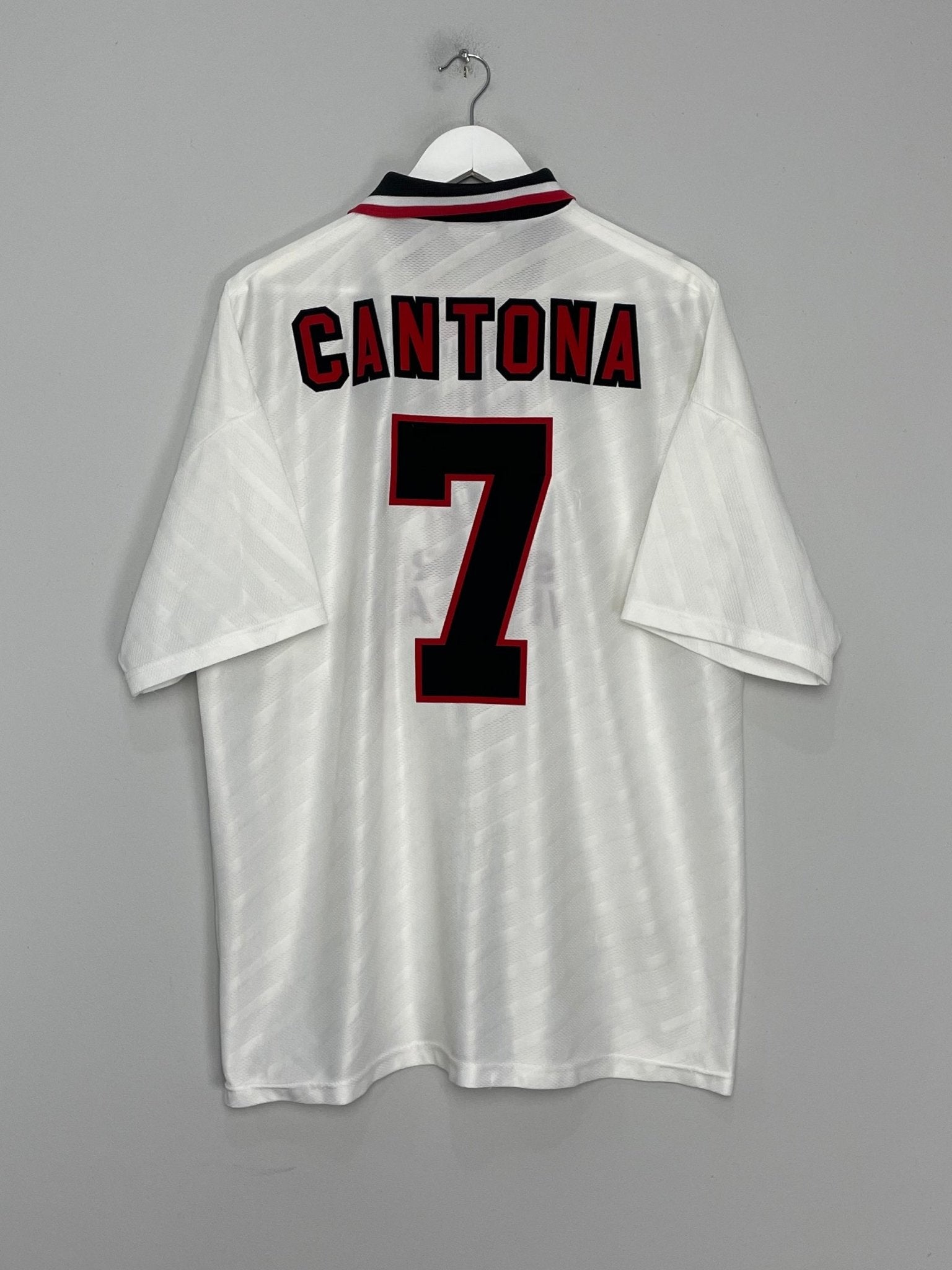 Shop 1996/97 MANCHESTER UNITED CANTONA #7 AWAY SHIRT (XXL) UMBRO, classic football shirts, vintage football shirts & retro soccer jerseys at Cult Kits