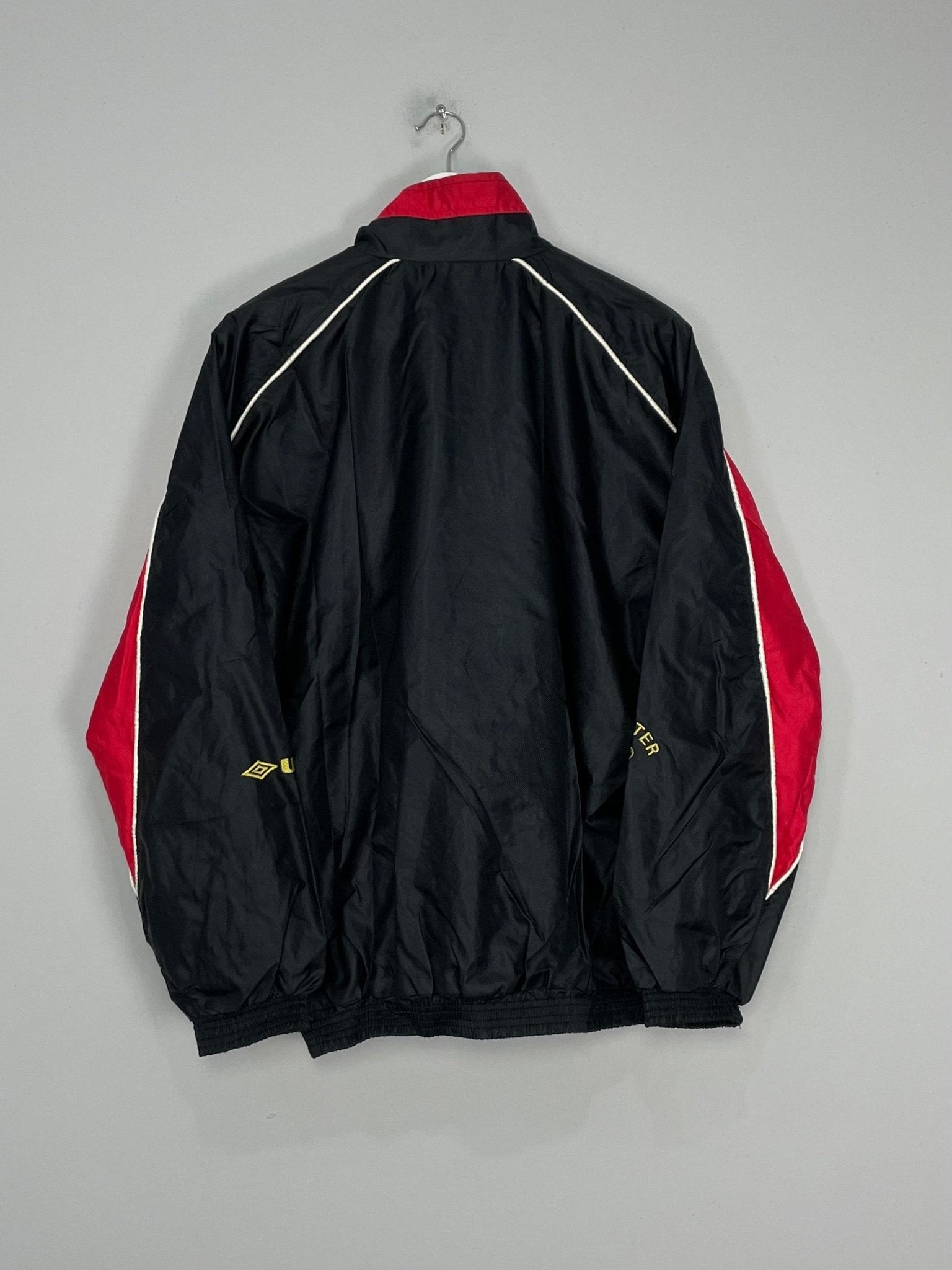 Shop 1996/97 MANCHESTER UNITED TRACK JACKET (M) UMBRO, classic football shirts, vintage football shirts & retro soccer jerseys at Cult Kits