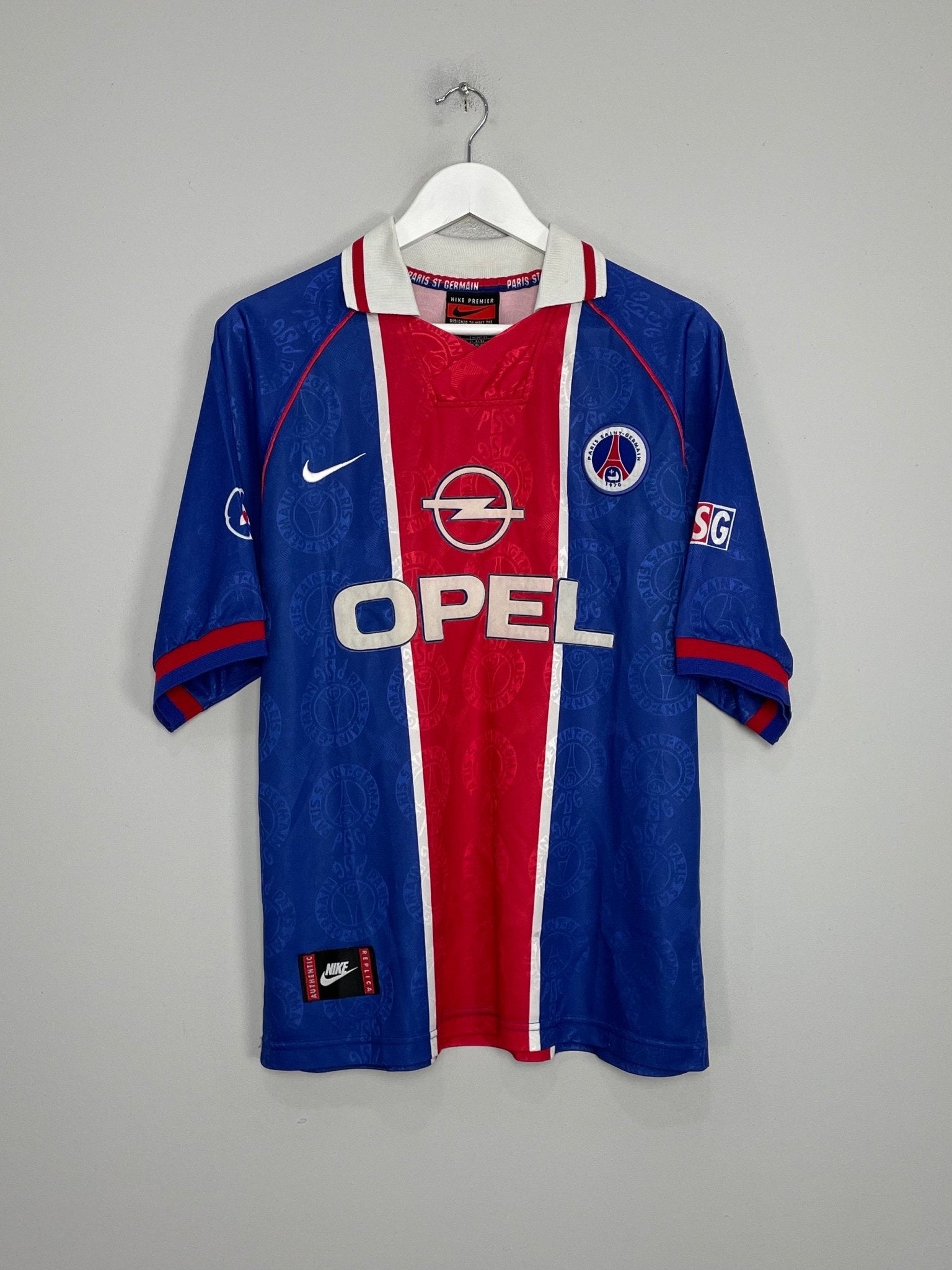 Shop 1996/97 PSG HOME SHIRT (L) NIKE, classic football shirts, vintage football shirts & retro soccer jerseys at Cult Kits