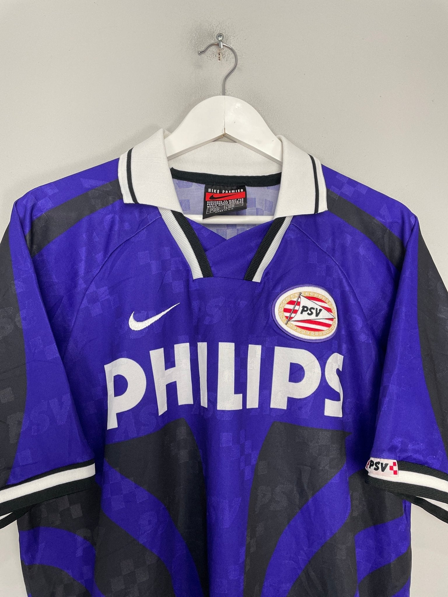 Shop 1996/97 PSV AWAY SHIRT (XL) NIKE, classic football shirts, vintage football shirts & retro soccer jerseys at Cult Kits