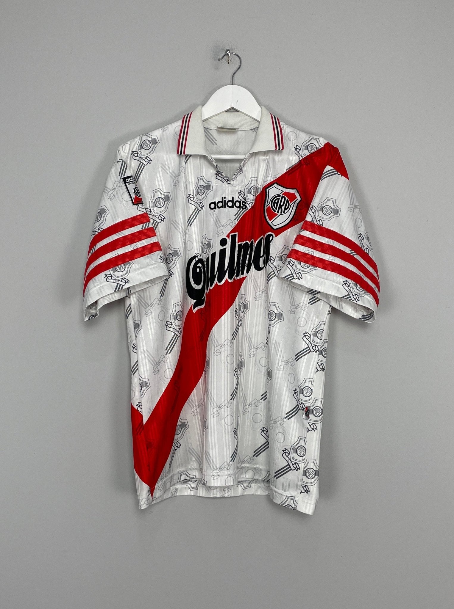 Shop 1996/97 RIVER PLATE HOME SHIRT (L) ADIDAS, classic football shirts, vintage football shirts & retro soccer jerseys at Cult Kits