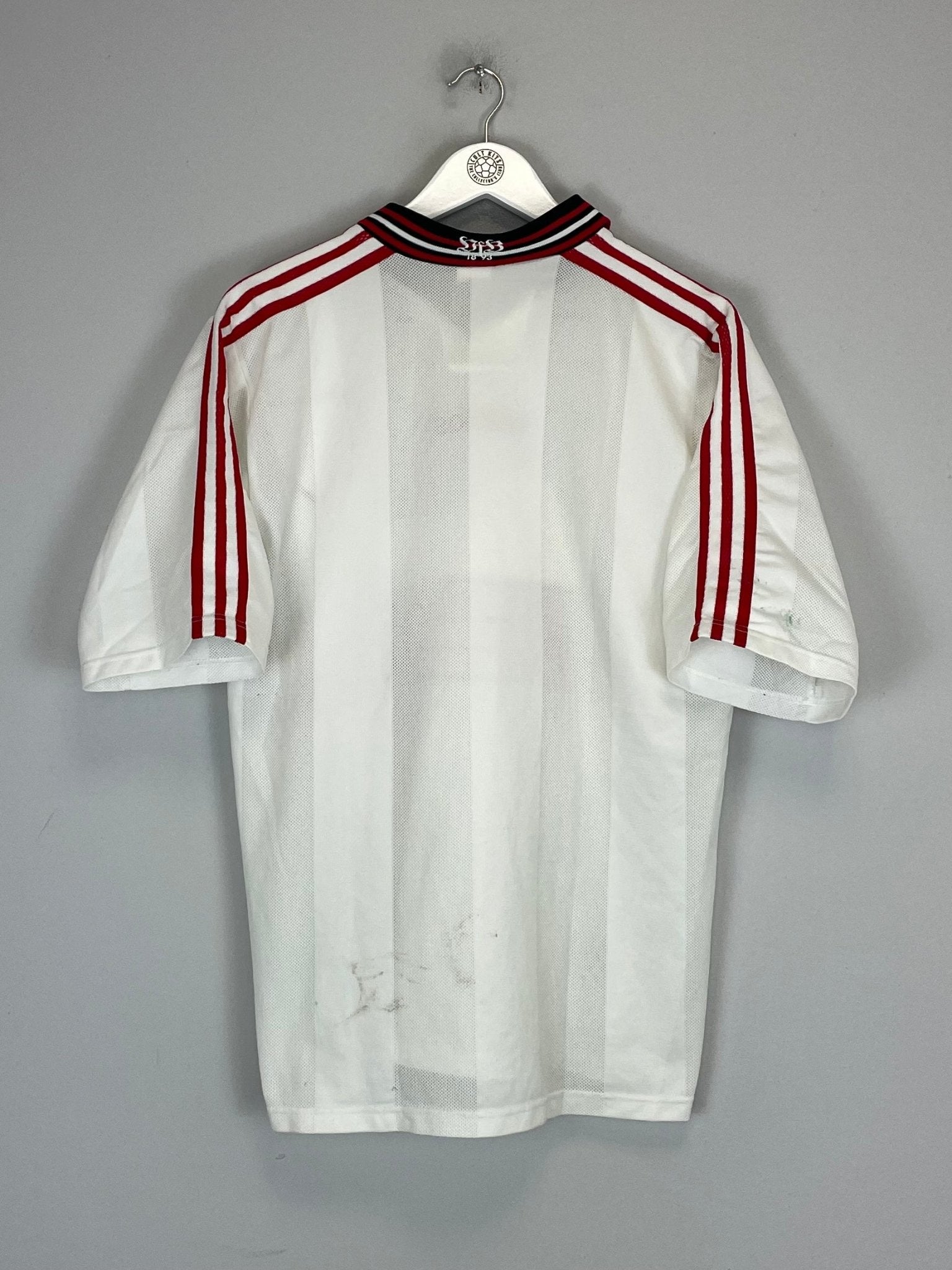 Shop 1996/97 STUTTGART HOME SHIRT (M) ADIDAS, classic football shirts, vintage football shirts & retro soccer jerseys at Cult Kits