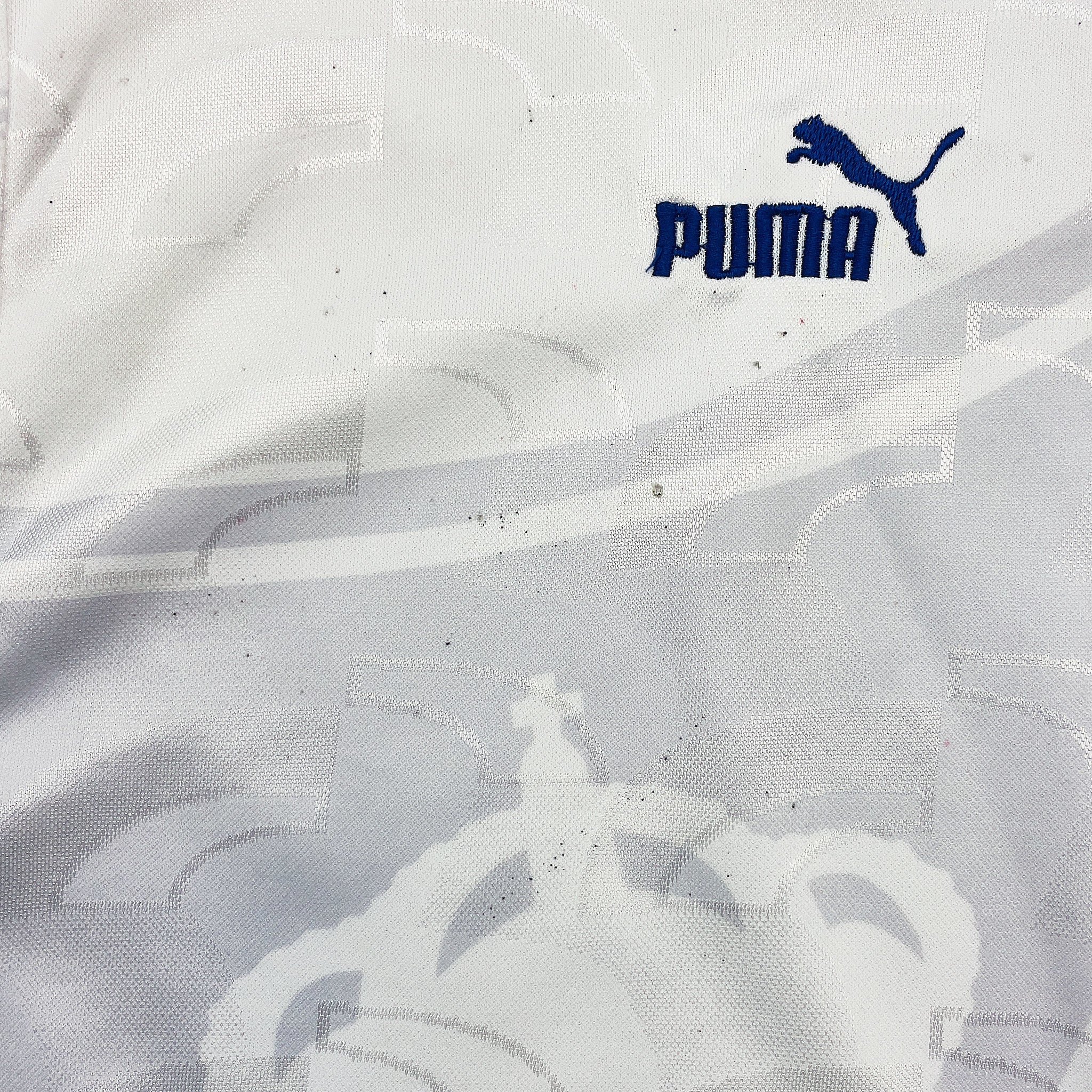 Buy 1996/97 Tenerife Home Shirt (L) Puma ~ Free worldwide shipping available ~ Authentic Vintage Football Shirts from Cult Kits
