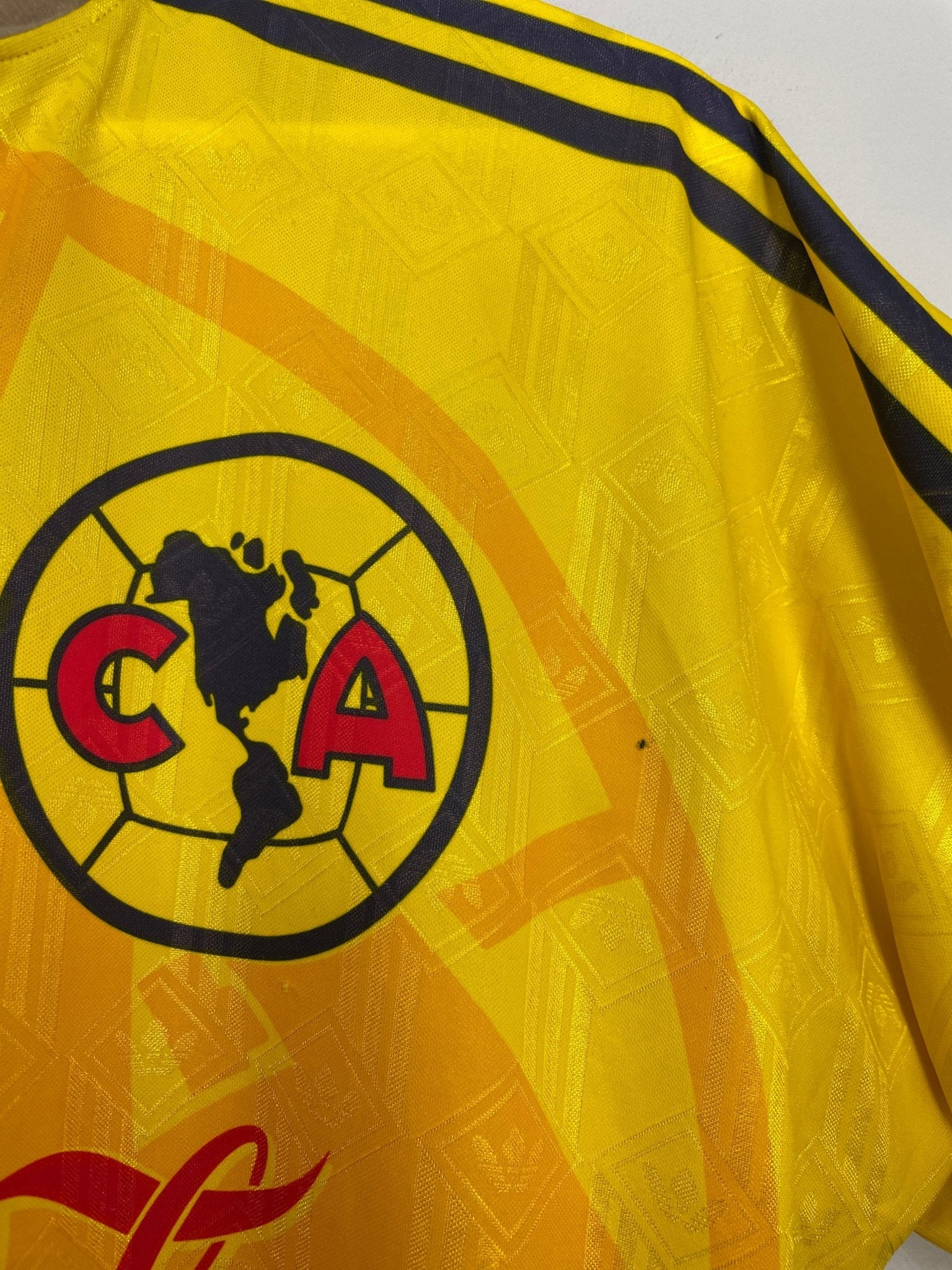 Shop 1996/98 CLUB AMERICA HOME SHIRT (M) ADIDAS, classic football shirts, vintage football shirts & retro soccer jerseys at Cult Kits
