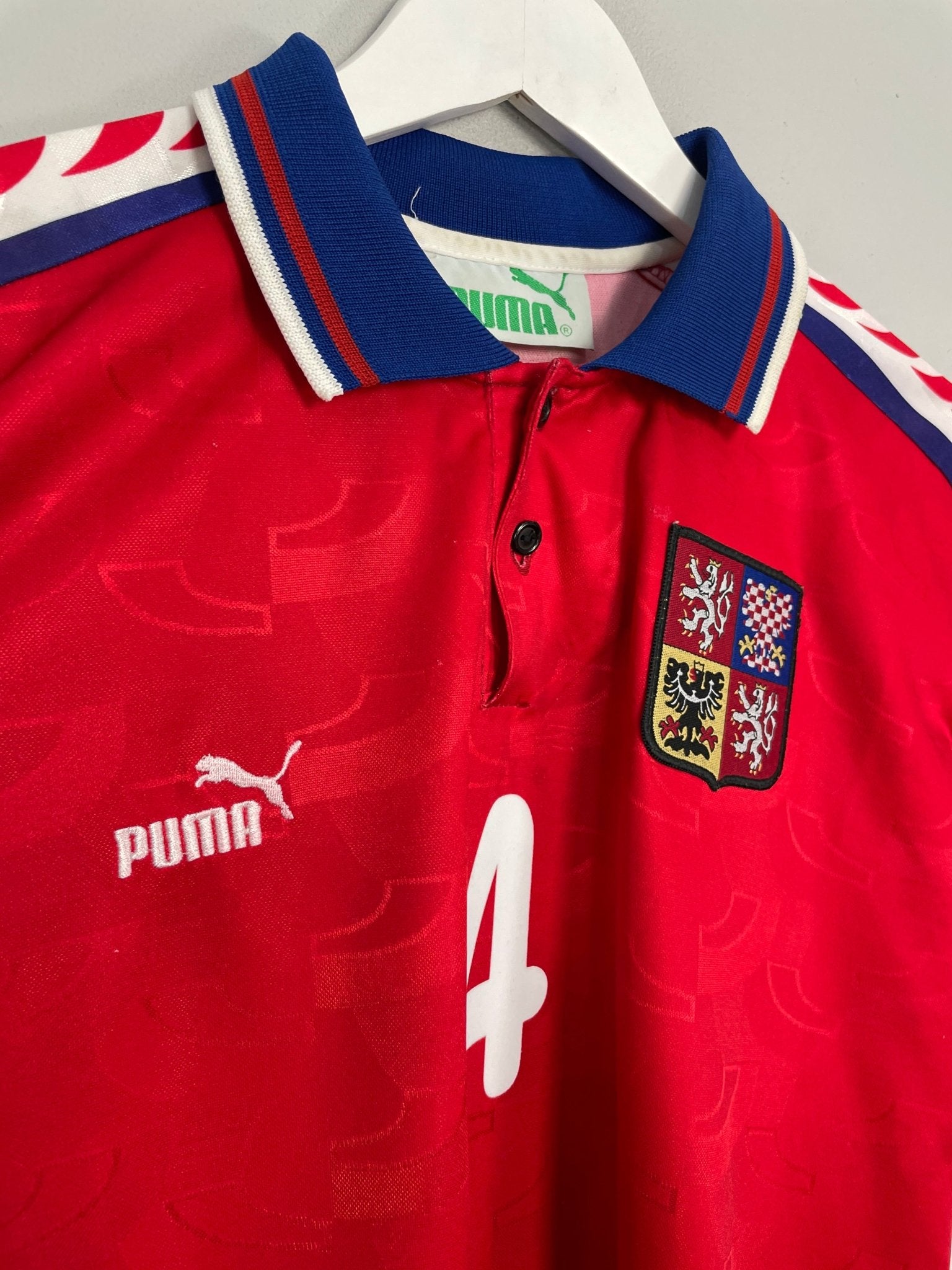 Shop 1996/98 CZECH REPUBLIC NEDVED #4 HOME SHIRT (L) PUMA, classic football shirts, vintage football shirts & retro soccer jerseys at Cult Kits