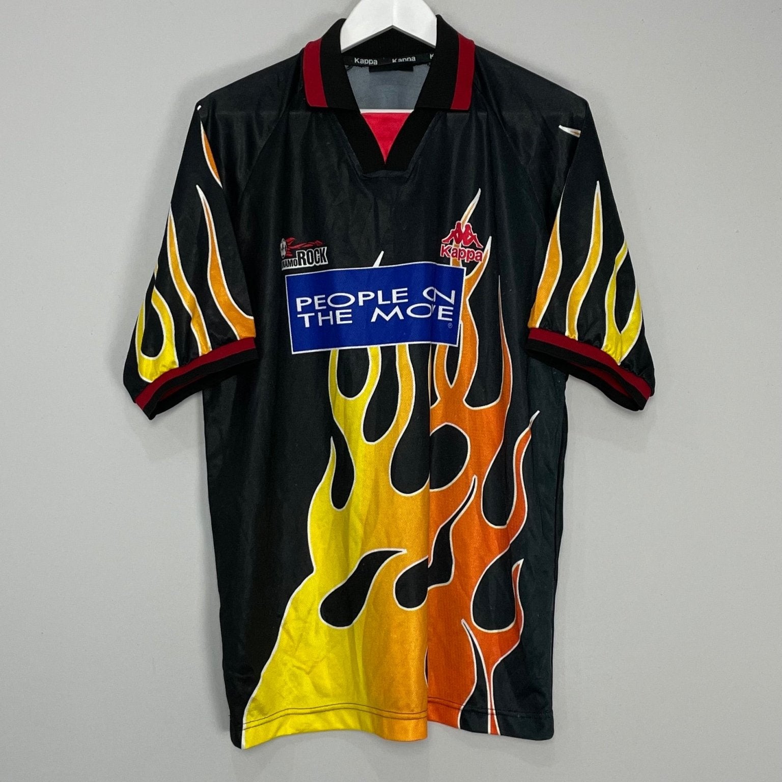 Shop 1996/98 DINAMO ROCK HOME SHIRT (XL) KAPPA, classic football shirts, vintage football shirts & retro soccer jerseys at Cult Kits