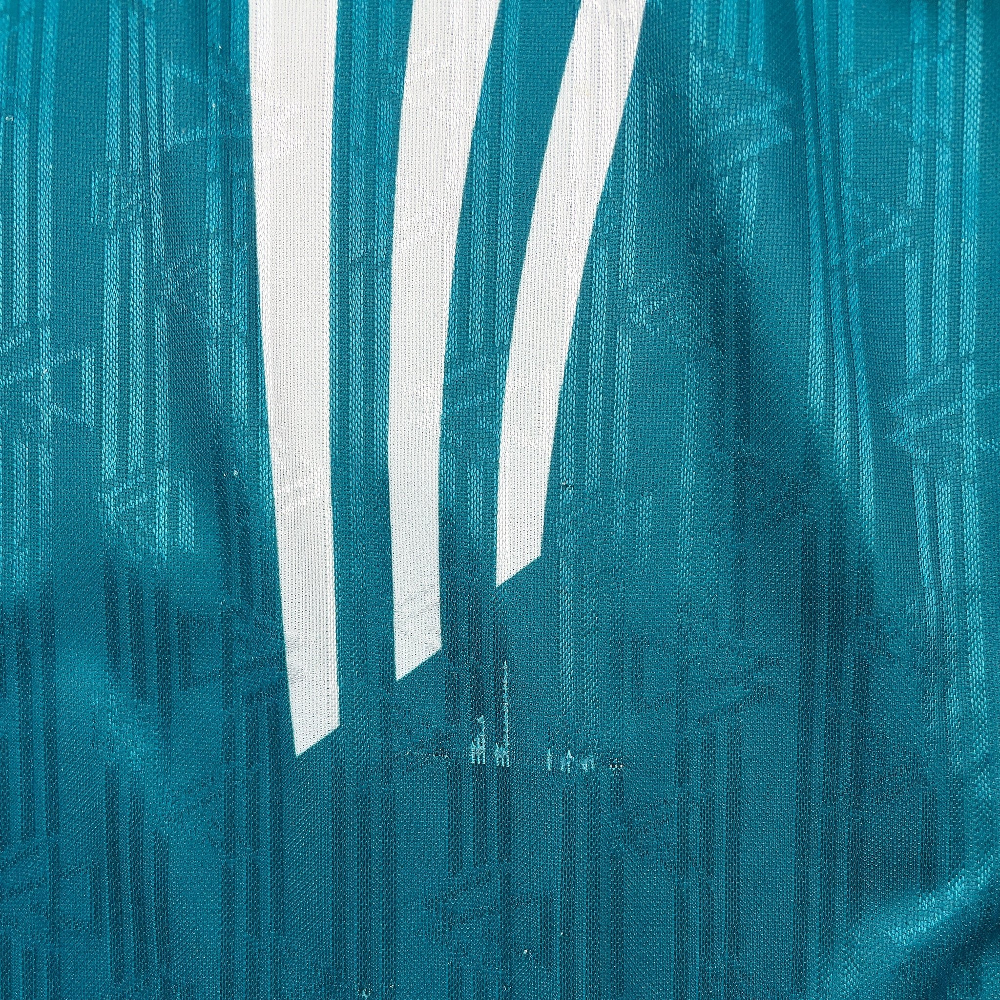 Buy 1996/98 Germany Klinsmann 18 Away Shirt (XL) Adidas ~ Free worldwide shipping ~ Authentic Vintage Football Shirts from Cult Kits