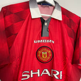 Shop 1996/98 MANCHESTER UNITED BECKHAM #10 HOME SHIRT (L) UMBRO, classic football shirts, vintage football shirts & retro soccer jerseys at Cult Kits