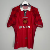 Shop 1996/98 MANCHESTER UNITED BECKHAM #10 HOME SHIRT (L) UMBRO, classic football shirts, vintage football shirts & retro soccer jerseys at Cult Kits