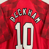 Shop 1996/98 MANCHESTER UNITED BECKHAM #10 HOME SHIRT (XXL) UMBRO, classic football shirts, vintage football shirts & retro soccer jerseys at Cult Kits