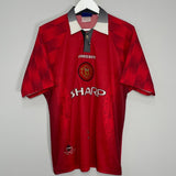 Shop 1996/98 MANCHESTER UNITED CANTONA #7 HOME SHIRT (L) UMBRO, classic football shirts, vintage football shirts & retro soccer jerseys at Cult Kits