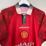 Shop 1996/98 MANCHESTER UNITED HOME SHIRT (L) UMBRO, classic football shirts, vintage football shirts & retro soccer jerseys at Cult Kits