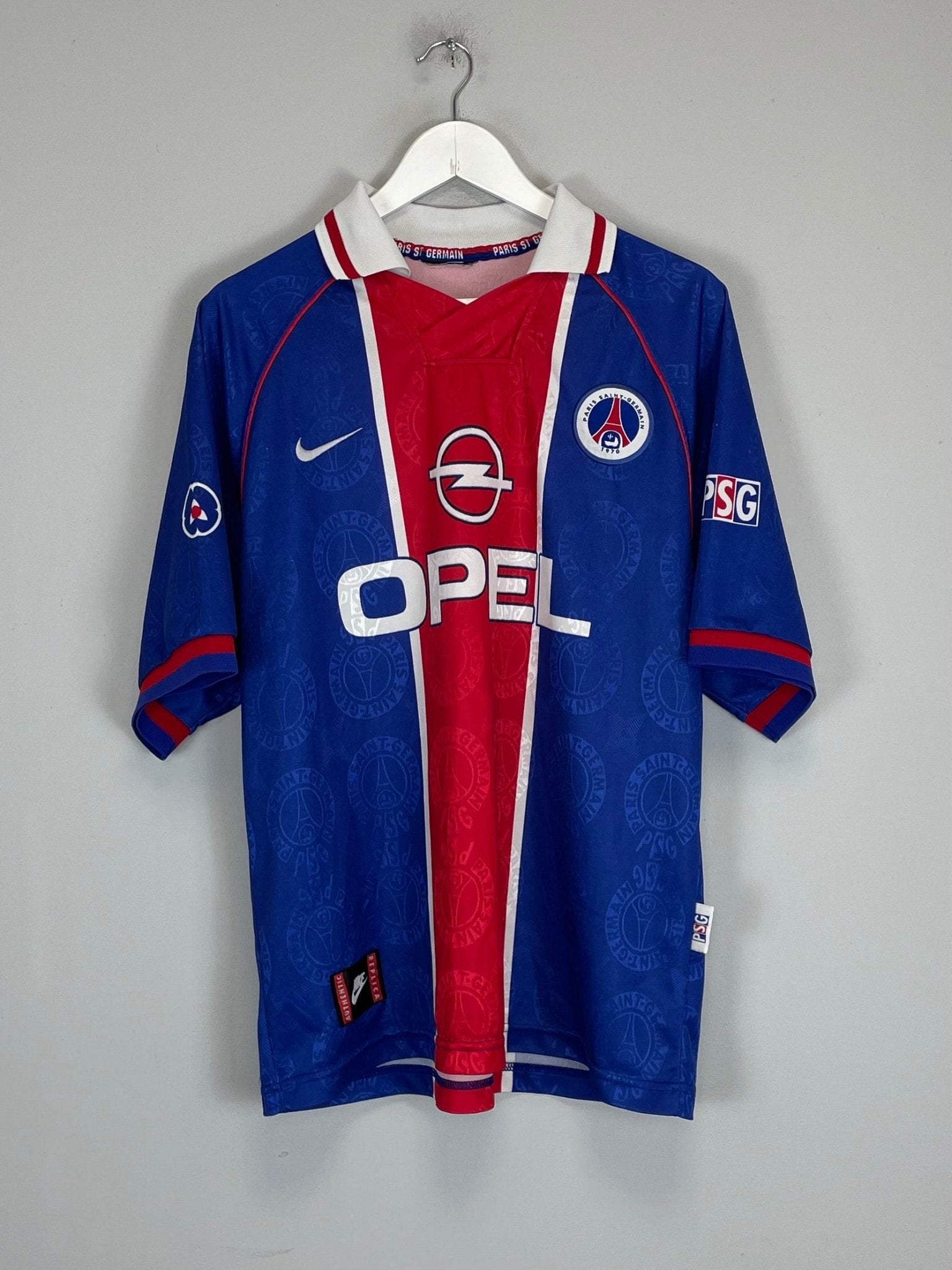 Shop 1996/98 PSG HOME SHIRT (L) NIKE, classic football shirts, vintage football shirts & retro soccer jerseys at Cult Kits
