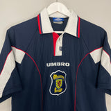 Shop 1996/98 SCOTLAND HOME SHIRT (L) UMBRO, classic football shirts, vintage football shirts & retro soccer jerseys at Cult Kits