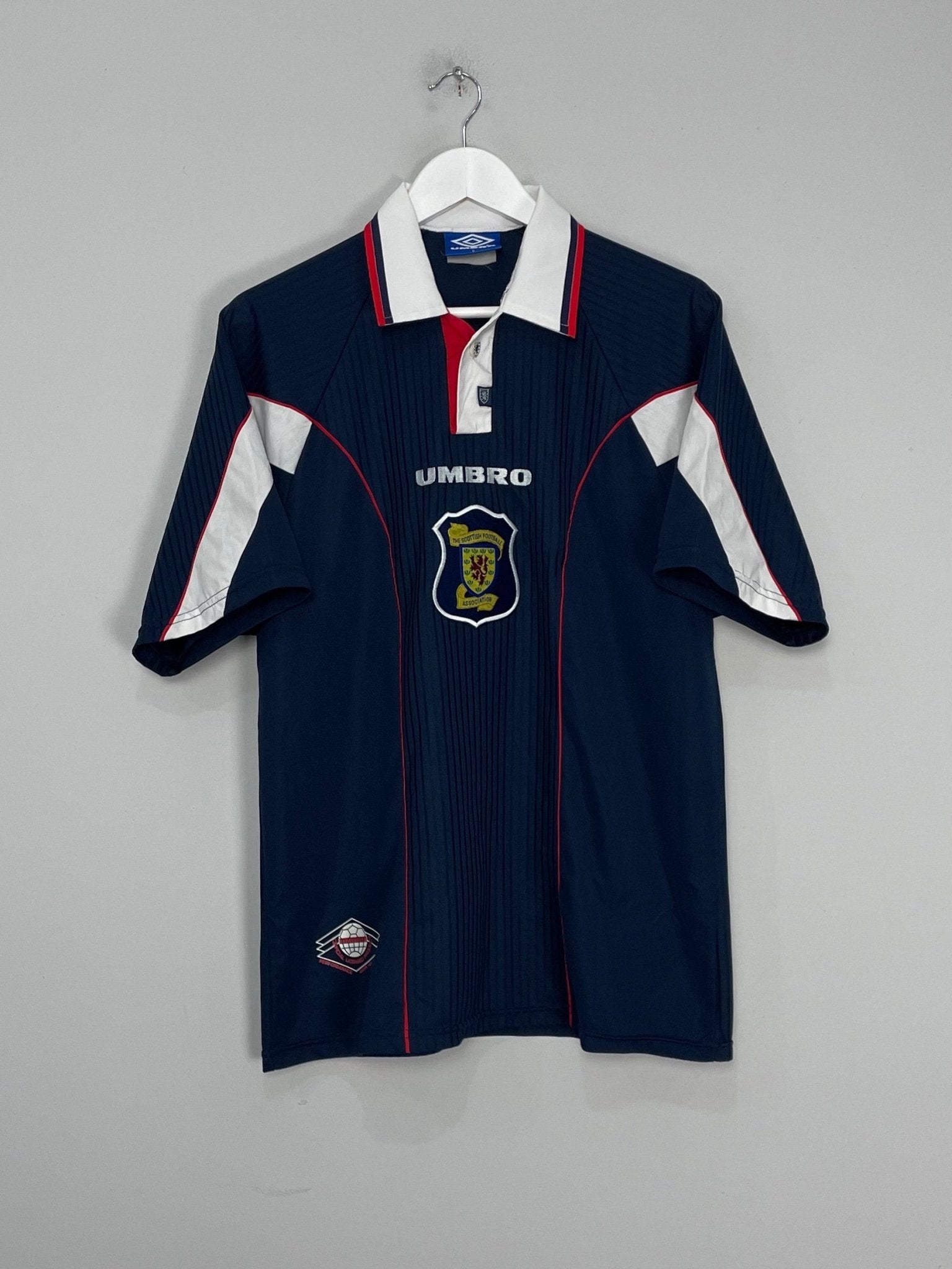 Shop 1996/98 SCOTLAND HOME SHIRT (L) UMBRO, classic football shirts, vintage football shirts & retro soccer jerseys at Cult Kits