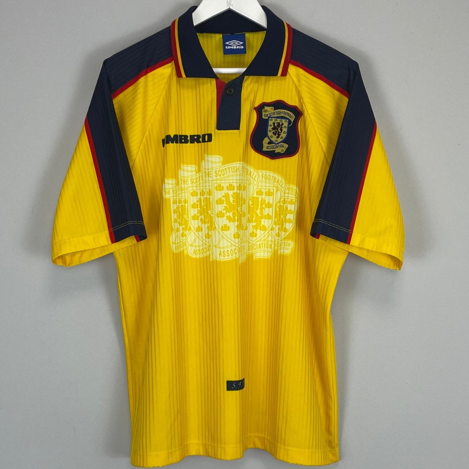 Shop 1996/99 SCOTLAND AWAY SHIRT (M) UMBRO, classic football shirts, vintage football shirts & retro soccer jerseys at Cult Kits