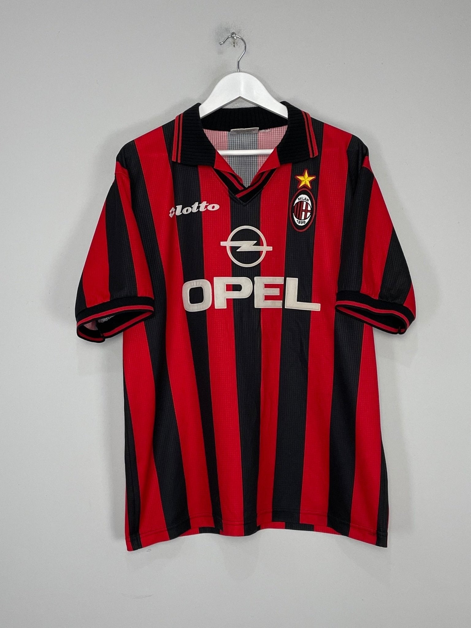 Shop 1997/98 AC MILAN DAVIDS #26 HOME SHIRT (XL) LOTTO, classic football shirts, vintage football shirts & retro soccer jerseys at Cult Kits