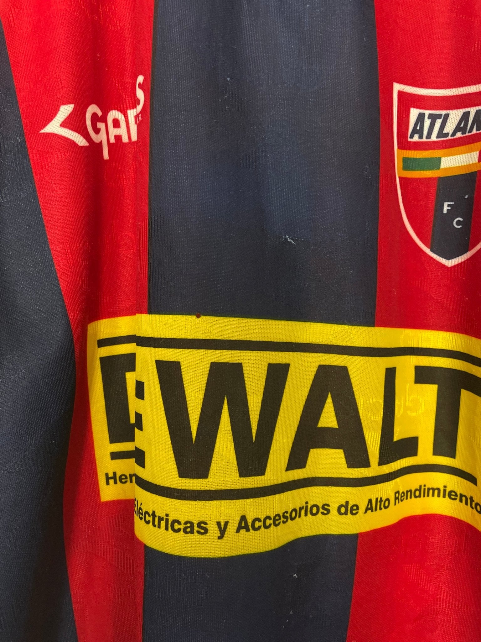 Shop 1997/98 ATLANTE HOME SHIRT (L) GARCIS, classic football shirts, vintage football shirts & retro soccer jerseys at Cult Kits