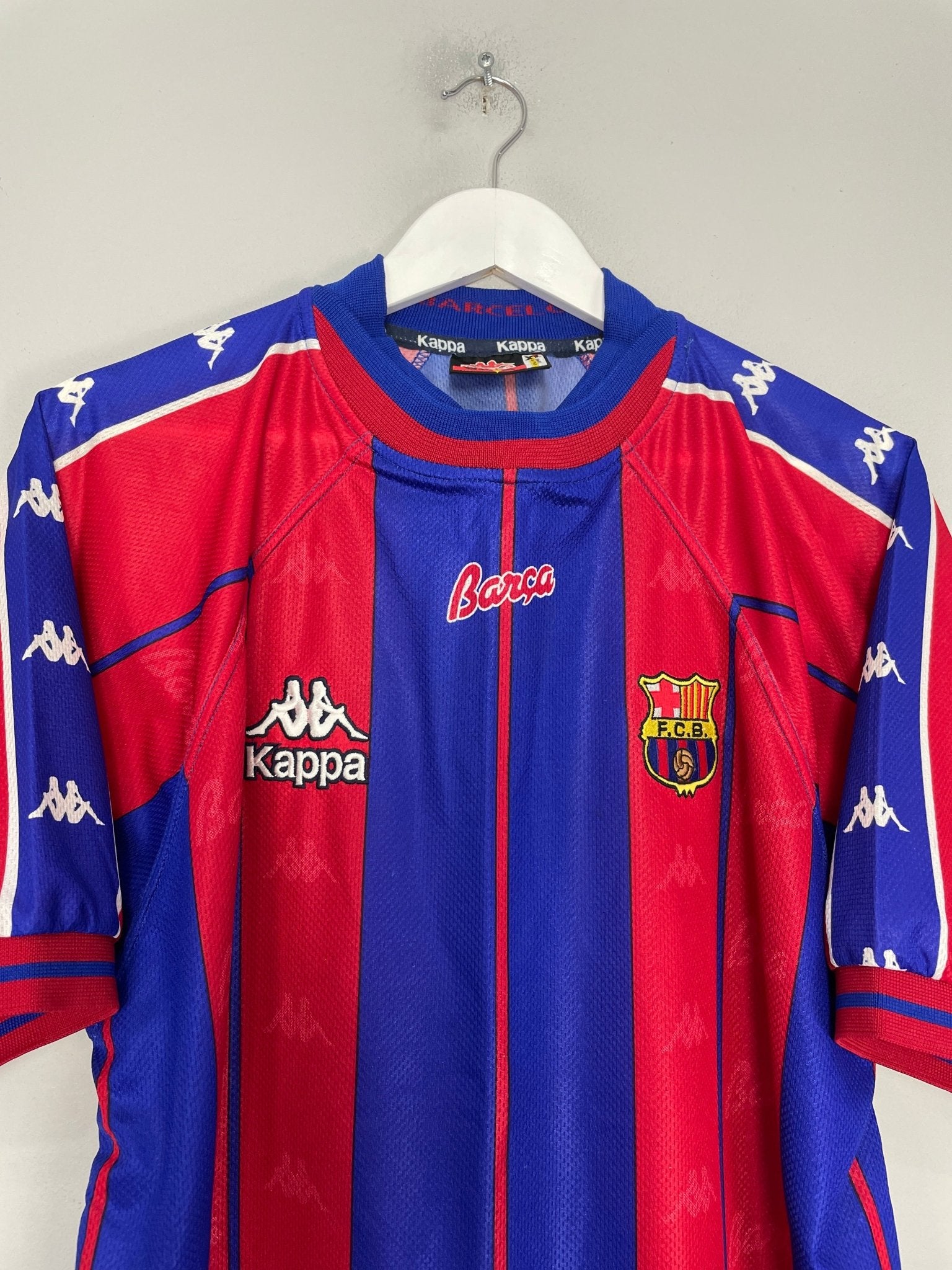 Shop 1997/98 BARCELONA HOME SHIRT (XL) KAPPA, classic football shirts, vintage football shirts & retro soccer jerseys at Cult Kits