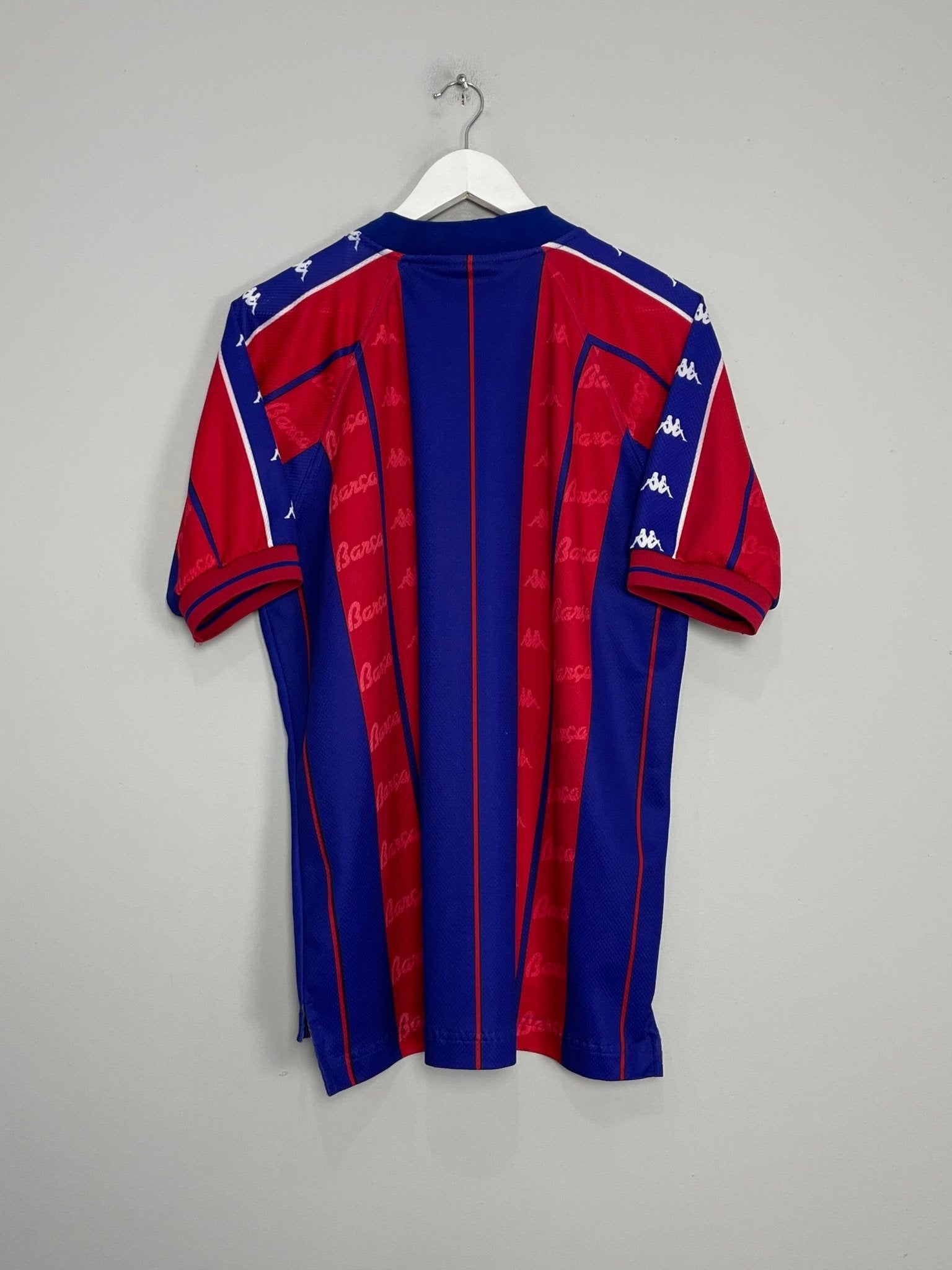 Shop 1997/98 BARCELONA HOME SHIRT (XL) KAPPA, classic football shirts, vintage football shirts & retro soccer jerseys at Cult Kits
