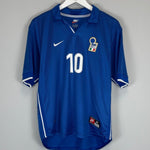 1997/98 ITALY DEL PIERO 10 HOME SHIRT (M) NIKE - Cult Kits - Medium - Buy Vintage Football Shirts, Authentic Retro Football Shirts For Sale, Classic Football Shirts & Soccer Jersey