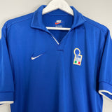 Shop 1997/98 ITALY HOME SHIRT (M) NIKE, classic football shirts, vintage football shirts & retro soccer jerseys at Cult Kits