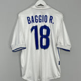 Shop 1997/98 ITALY R.BAGGIO #18 AWAY SHIRT (L) NIKE, classic football shirts, vintage football shirts & retro soccer jerseys at Cult Kits