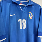 Shop 1997/98 ITALY R.BAGGIO #18 HOME SHIRT (XL) NIKE, classic football shirts, vintage football shirts & retro soccer jerseys at Cult Kits