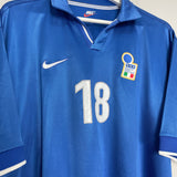 Shop 1997/98 ITALY R.BAGGIO #18 HOME SHIRT (XL) NIKE, classic football shirts, vintage football shirts & retro soccer jerseys at Cult Kits