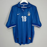 Shop 1997/98 ITALY R.BAGGIO #18 HOME SHIRT (XL) NIKE, classic football shirts, vintage football shirts & retro soccer jerseys at Cult Kits