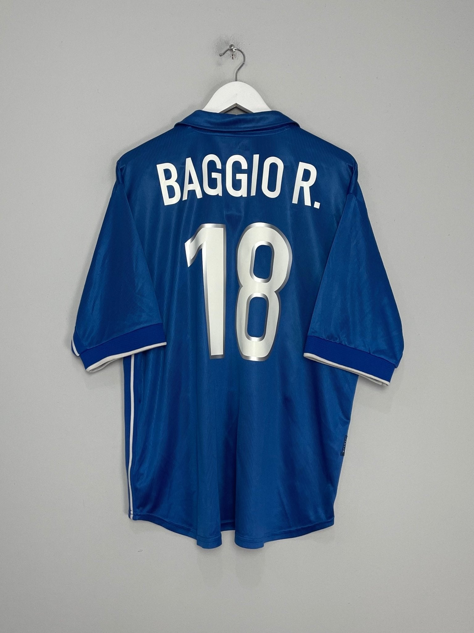 Shop 1997/98 ITALY R.BAGGIO #18 HOME SHIRT (XL) NIKE, classic football shirts, vintage football shirts & retro soccer jerseys at Cult Kits